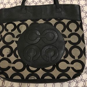 Large Beautiful Coach Handbag